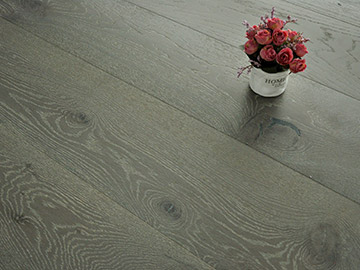 Grey cloud,oak,UV lacquered,smoked,brushed,1900 X 220 X 15(4)MM